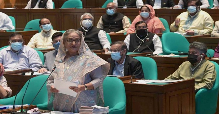 ভ্যাকসিন কার্যক্রম সম্পন্ন হলে খোলা হবে কলেজ ও বিশ্ববিদ্যালয়: সংসদে বললেন প্রধানমন্ত্রী