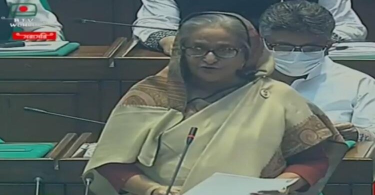 স্কুল খুলে ‍দিয়ে ছেলে-মেয়েদের মৃত্যুর মুখে ঠেলে দেবেন কিনা? প্রশ্ন প্রধান মন্ত্রীর