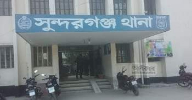 সুন্দরগঞ্জে অপহৃত স্কুলছাত্রী দিনাজপুরের বিরল থানা থেকে উদ্ধার : গ্রেফতার-১