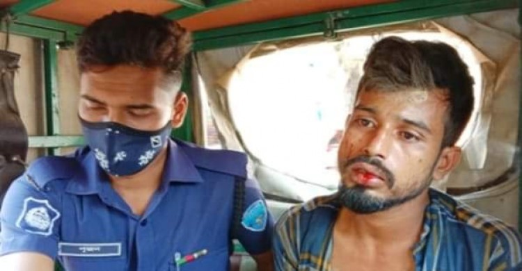 খাগড়াছড়ির রামগড়ে মোবাইল চোর রোহিঙ্গা যুবক আটক