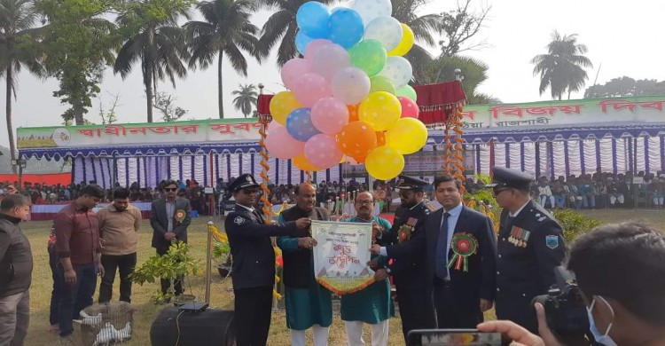 পুঠিয়ায় যথাযথ মর্যাদায় স্বাধীনতার সূবর্ণজয়ন্তী ও মহান বিজয় দিবস পালিত