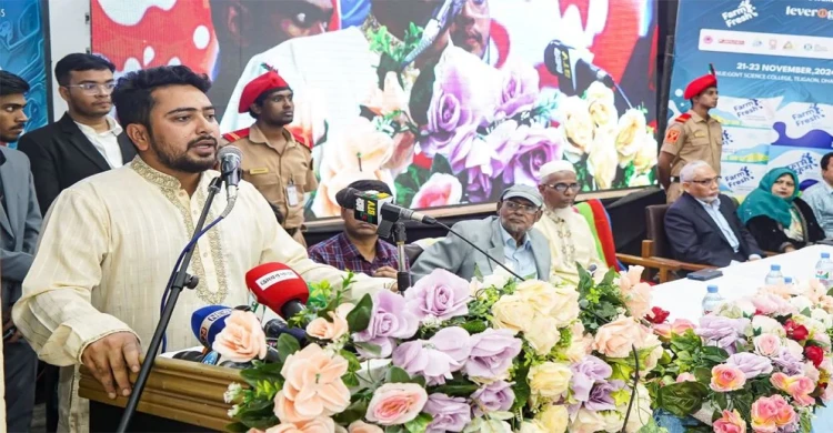 শিক্ষার্থীদের পরিকল্পিতভাবে বিতর্কিত করা হচ্ছে--উপদেষ্টা নাহিদ