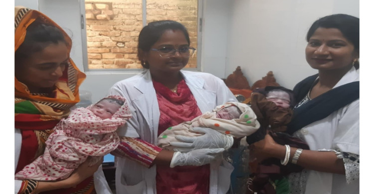 বিয়ের তিন বছর পর একসঙ্গে তিন সন্তানের জন্ম