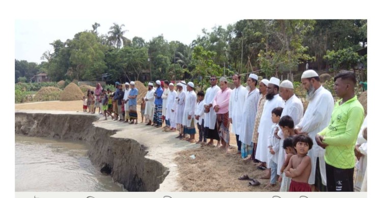 অষ্টগ্রামে খালে তীব্র ভাঙনে, হুমকিতে ইউপি ভবন-বাজার