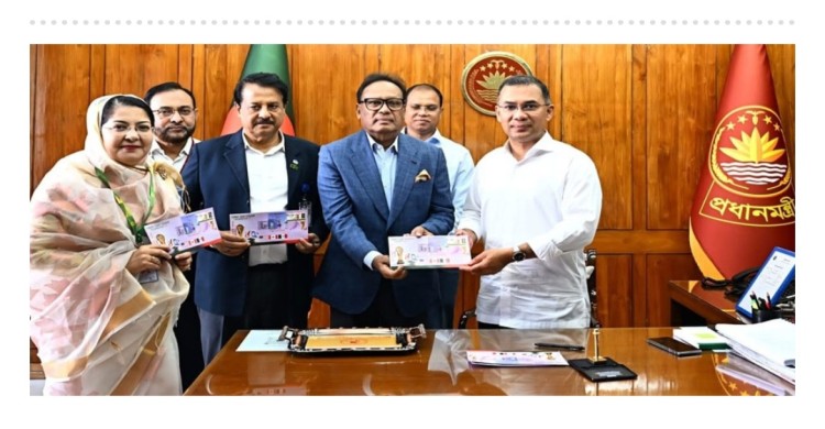 বিশ্বকাপ ফুটবল উপলক্ষে স্মারক ডাকটিকিট উন্মোচন প্রধানমন্ত্রীর