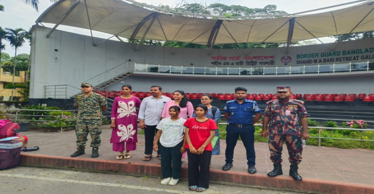 কারাভোগ শেষে ভারত থেকে দেশে ফিরল ২ কিশোরী